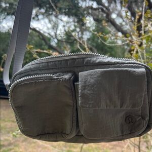 lululemon athletica Light Gray shoulder bag